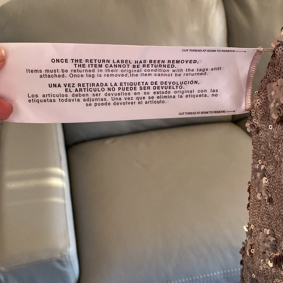 Gold Sequins Dress - Picture 4 of 8